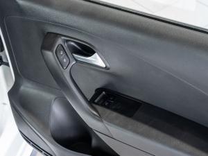 Volkswagen Polo Vivo hatch 1.0TSI GT - Image 22