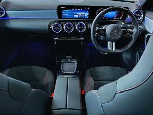 Mercedes-Benz CLA CLA200 Progressive - Image 7