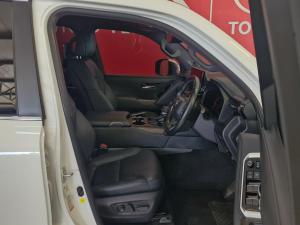 Toyota Land Cruiser 300 3.3D ZX - Image 13