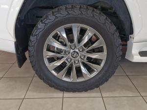 Toyota Land Cruiser 300 3.3D ZX - Image 9