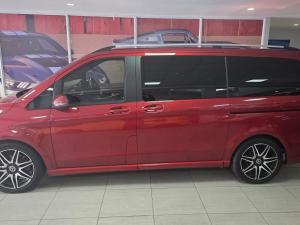 Mercedes-Benz V-Class V300d Avantgarde AMG Line - Image 4