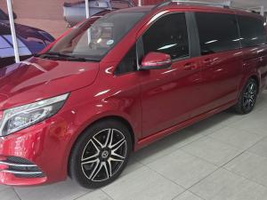 Mercedes-Benz V-Class V300d Avantgarde AMG Line - Image 6