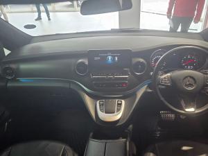 Mercedes-Benz V-Class V300d Avantgarde AMG Line - Image 8