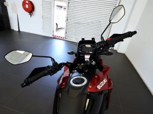 Suzuki DS 250 - Image 7