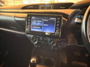 Toyota Hilux 2.8GD-6 Xtra cab Legend auto - Image 17