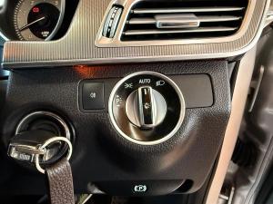 Mercedes-Benz E-Class E200 Elegance - Image 25