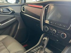 Isuzu mu-X 1.9TD LS - Image 15