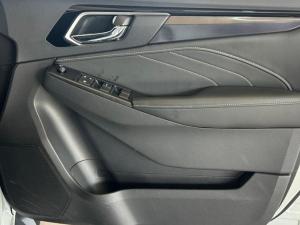 Isuzu mu-X 1.9TD LS - Image 27