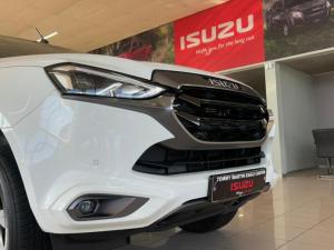 Isuzu mu-X 1.9TD LS - Image 9