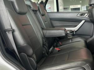 Ford Everest 3.2TDCi XLT - Image 14
