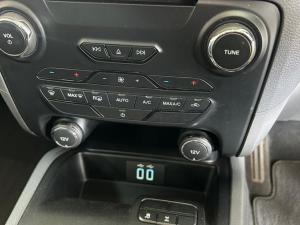 Ford Everest 3.2TDCi XLT - Image 22