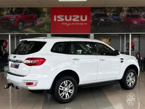 Ford Everest 3.2TDCi XLT - Image 6