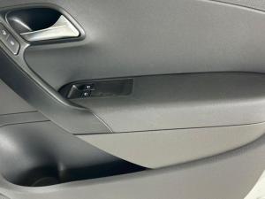 Volkswagen Polo Vivo hatch 1.6 Comfortline auto - Image 22