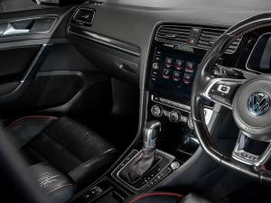 Volkswagen Golf GTI - Image 10