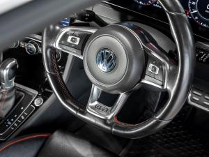 Volkswagen Golf GTI - Image 12