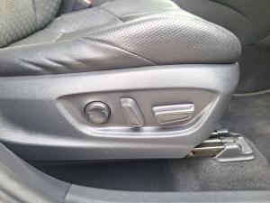 Toyota C-HR 1.2T Luxury - Image 17