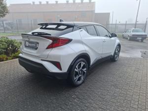 Toyota C-HR 1.2T Luxury - Image 2