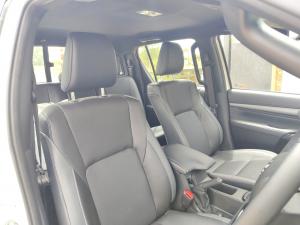 Toyota Hilux 2.8GD-6 48V double cab Legend RS - Image 17