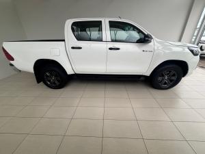Toyota Hilux 2.4GD-6 double cab Raider auto - Image 3