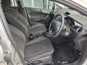 Ford Fiesta 5-door 1.0T Trend auto - Image 7