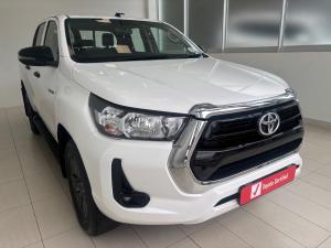 Toyota Hilux 2.4GD-6 double cab 4x4 Raider manual - Image 1