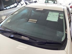 Toyota Corolla 1.6 Esteem - Image 13