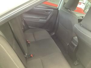 Toyota Corolla 1.6 Esteem - Image 17
