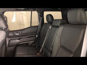 Toyota Land Cruiser Prado 2.8GD VX-R - Image 11