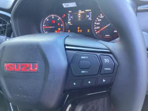 Isuzu D-Max 1.9TD double cab LS X-Rider auto - Image 10