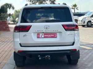 Toyota Land Cruiser 300 3.3D GX-R - Image 5