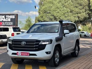 Toyota Land Cruiser 300 3.3D GX-R - Image 10