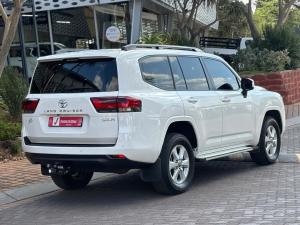 Toyota Land Cruiser 300 3.3D GX-R - Image 2