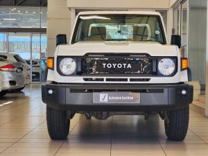 Toyota Land Cruiser 79 4.2D single cab - Image 4