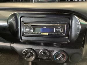 Toyota Hilux 2.4GD S (aircon) - Image 10