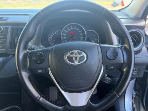 Toyota RAV4 2.0 GX auto - Image 8