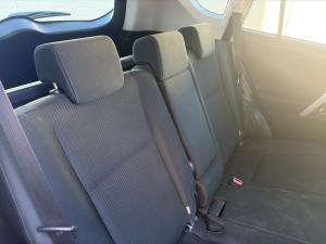 Toyota RAV4 2.0 GX auto - Image 13