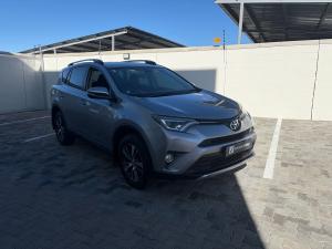 Toyota RAV4 2.0 GX auto - Image 1