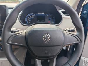 Renault Triber 1.0 Evolution - Image 8