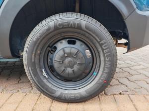 Renault Triber 1.0 Evolution - Image 10