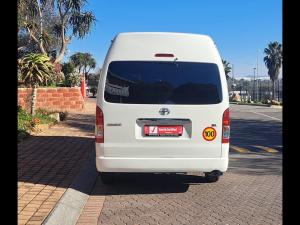 Toyota Hiace 2.5D-4D bus 14-seater GL - Image 5