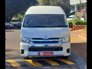 Toyota Hiace 2.5D-4D bus 14-seater GL - Image 4
