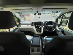 Toyota Quantum 2.8 SLWB bus 14-seater GL auto - Image 6