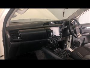 Toyota Hilux 2.4GD-6 Xtra cab Raider manual - Image 7
