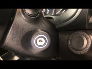 Toyota Hilux 2.4GD-6 Xtra cab Raider manual - Image 16