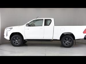 Toyota Hilux 2.4GD-6 Xtra cab Raider manual - Image 22
