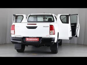 Toyota Hilux 2.4GD-6 Xtra cab Raider manual - Image 24