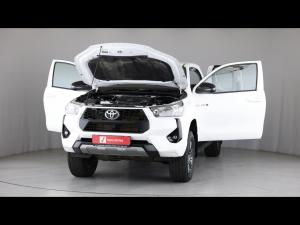 Toyota Hilux 2.4GD-6 Xtra cab Raider manual - Image 28