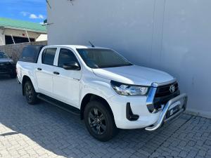 Toyota Hilux 2.4GD-6 double cab 4x4 Raider manual - Image 1