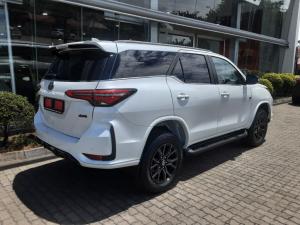 Toyota Fortuner 2.8GD-6 4X4 GR-S automatic - Image 2