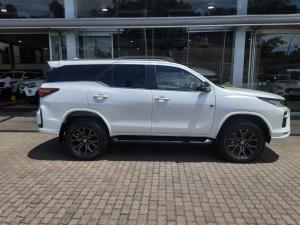 Toyota Fortuner 2.8GD-6 4X4 GR-S automatic - Image 3